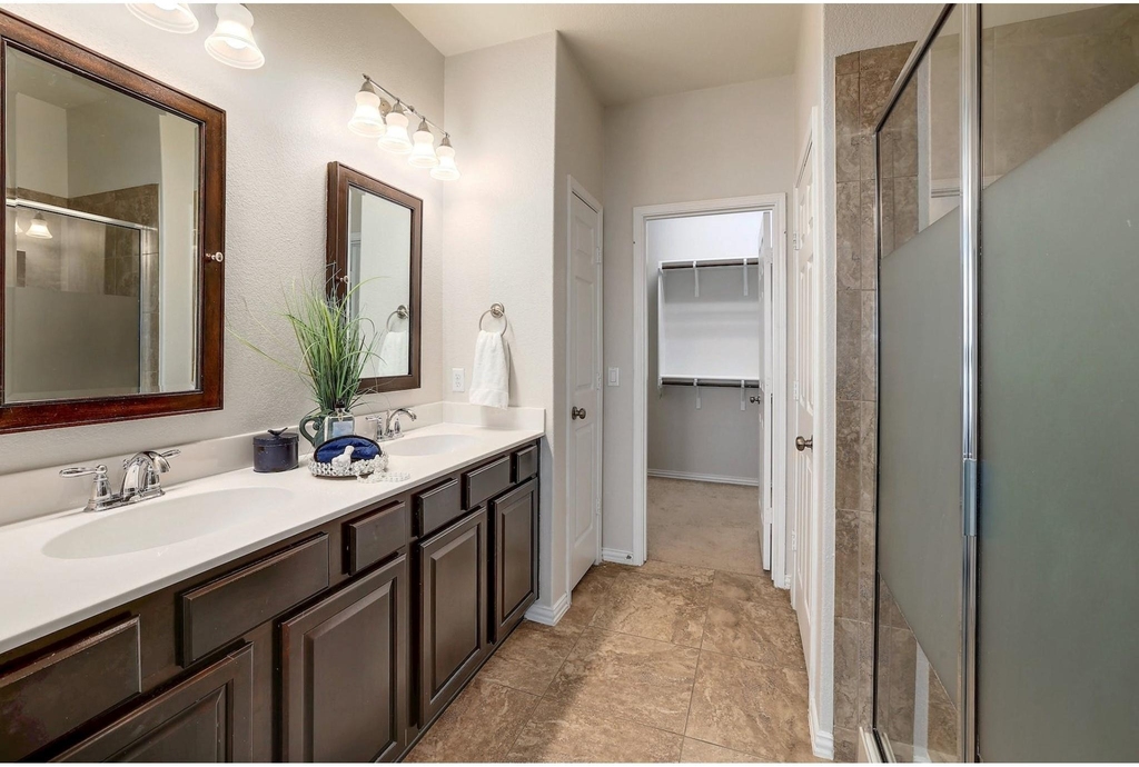 16021 Travesia Way - Photo 15