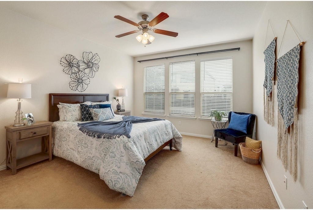 16021 Travesia Way - Photo 12