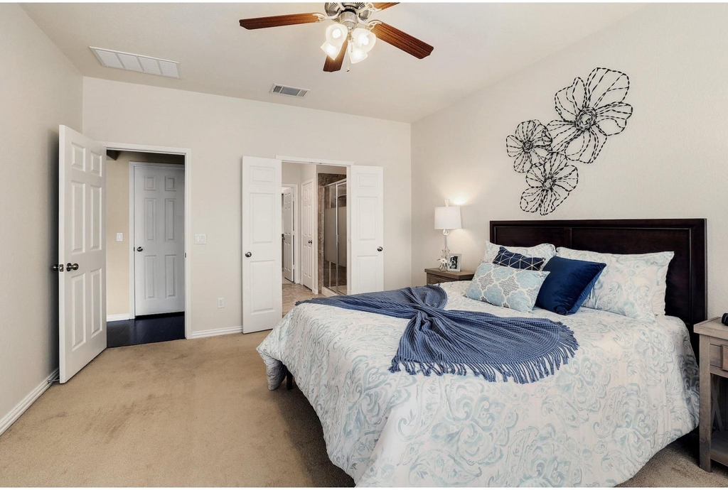 16021 Travesia Way - Photo 13