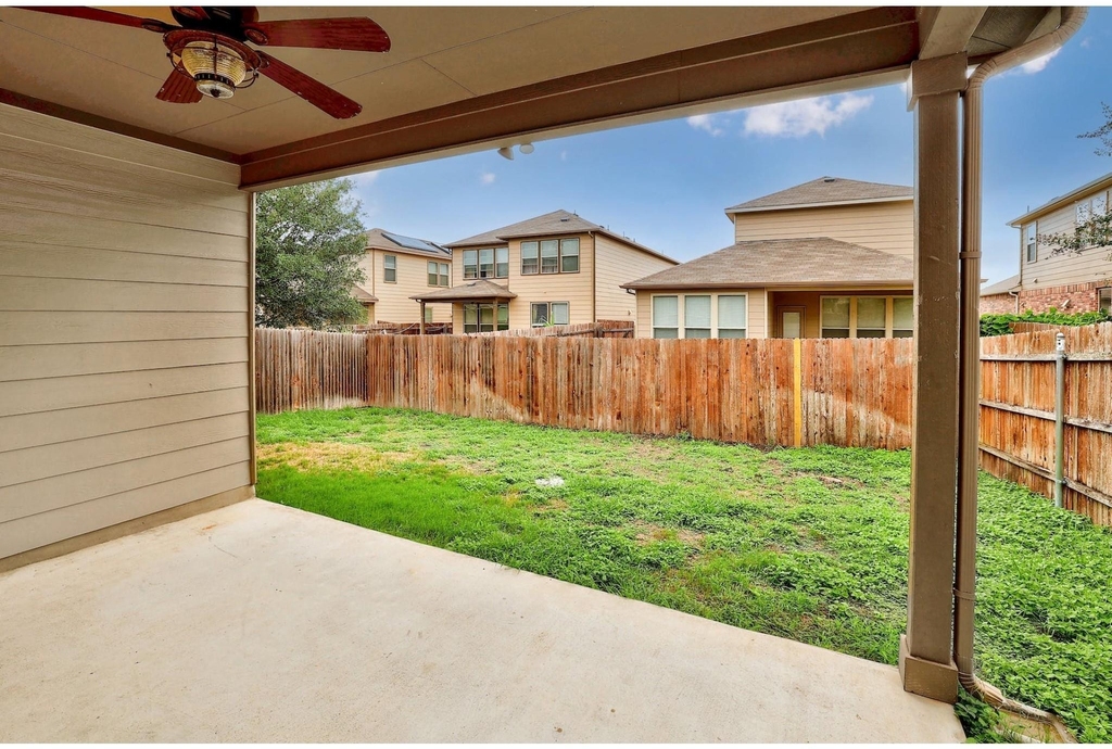 16021 Travesia Way - Photo 23