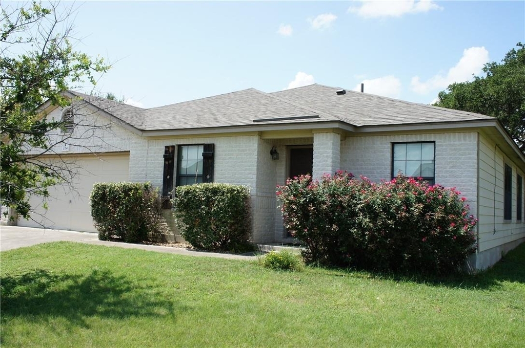 224 Wildwood Dr - Photo 2