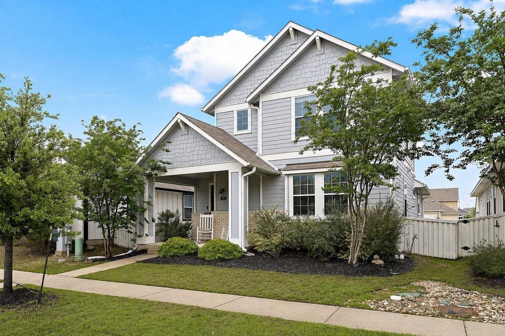 109 Fabion St - Photo 0