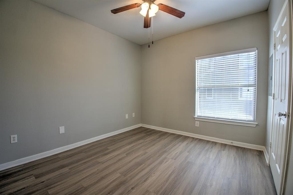 2320 Gracy Farms Unit #1323 - Photo 12