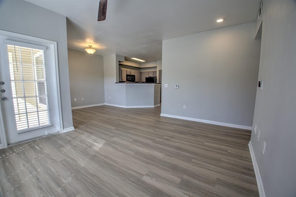 2320 Gracy Farms Unit #1323 - Photo 9