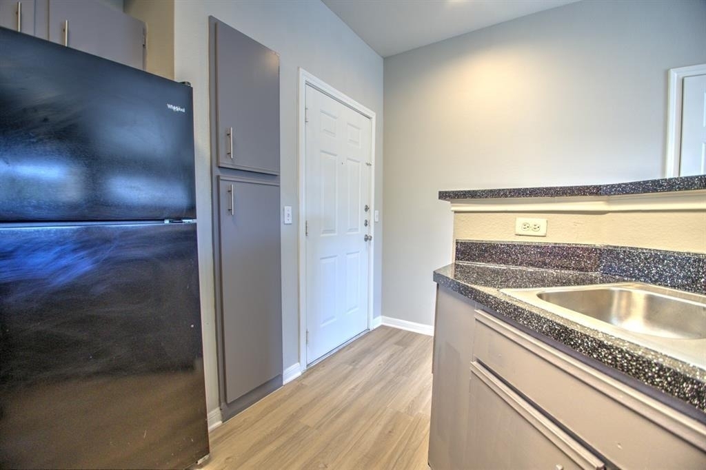 2320 Gracy Farms Unit #1323 - Photo 4