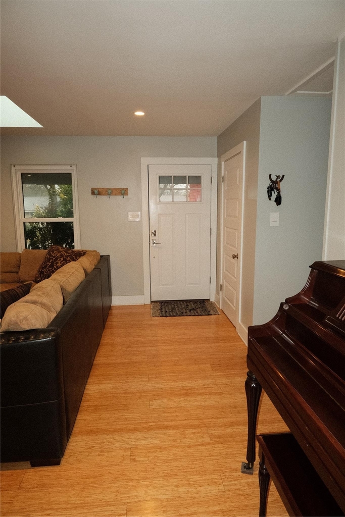 1517 Weyford Dr - Photo 1