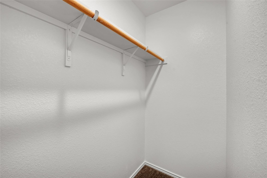 2528 Willkomen Way - Photo 17