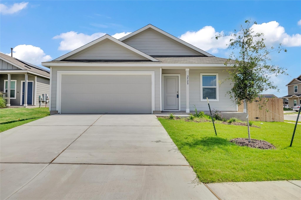 2528 Willkomen Way - Photo 0