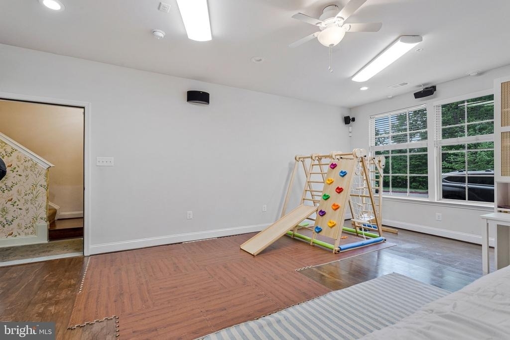 703 Skippers Lane - Photo 27