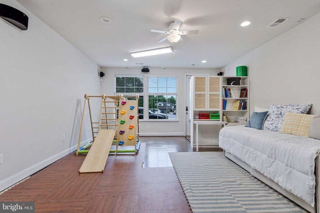 703 Skippers Lane - Photo 26