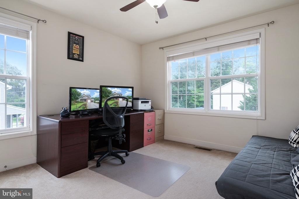 132 Pineview Avenue - Photo 18