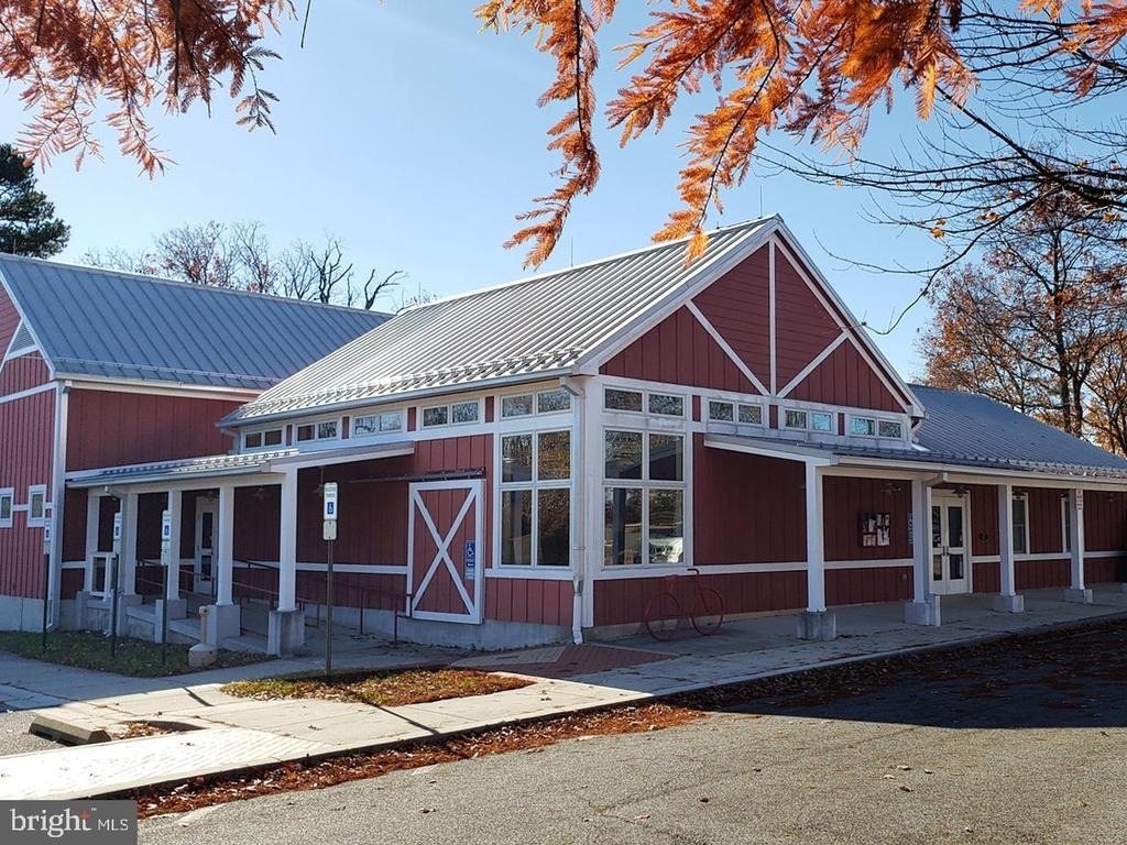 132 Pineview Avenue - Photo 6