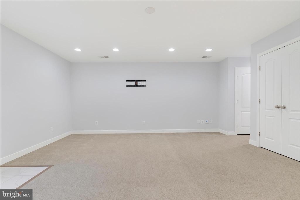 132 Pineview Avenue - Photo 42