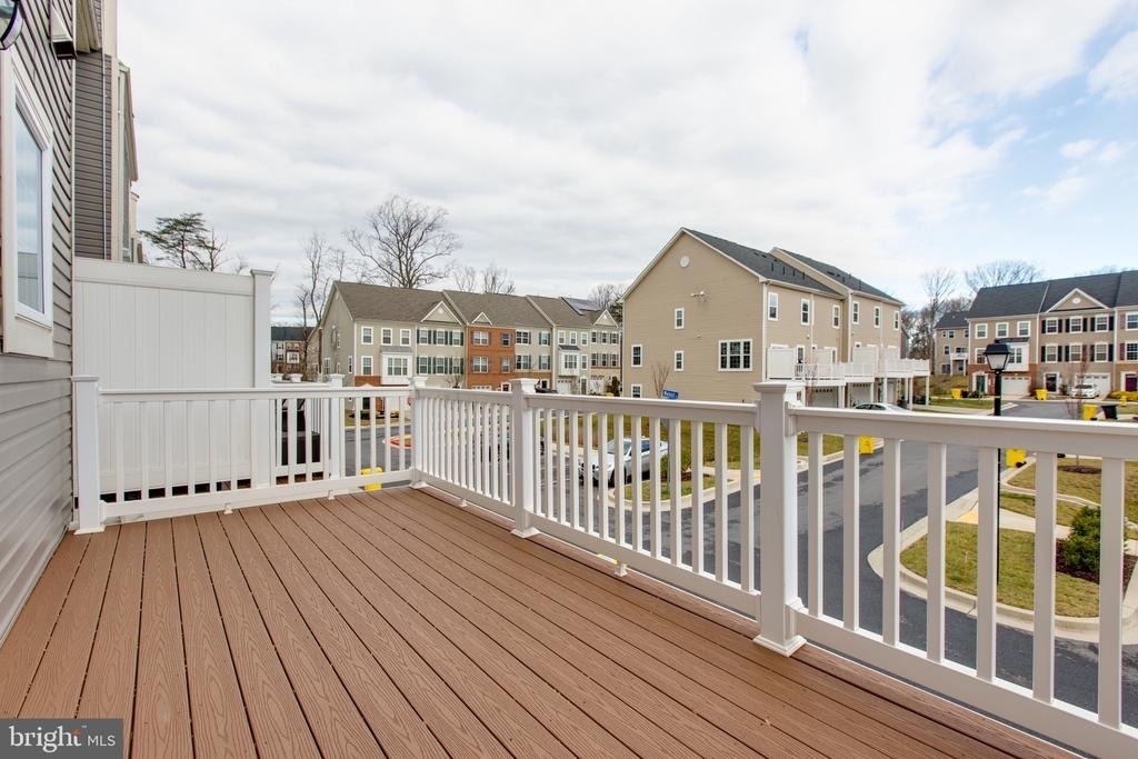 1314 Hawthorn Drive - Photo 12