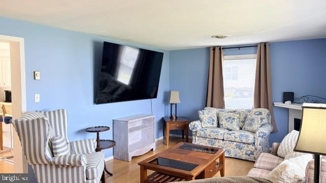 508 Lloyd Street - Photo 3