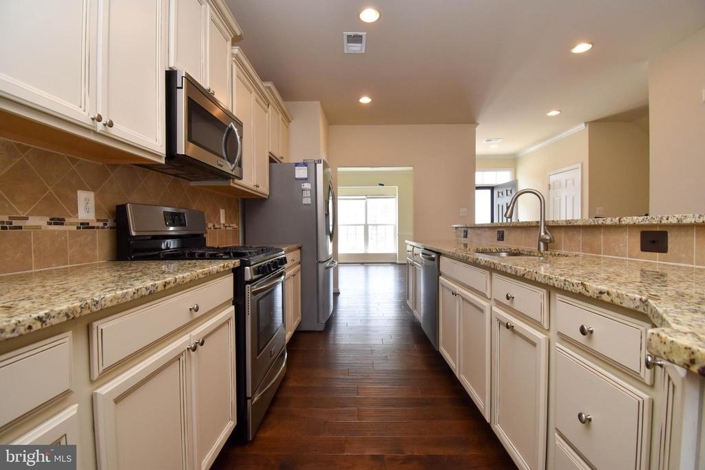 20873 Brunswick Lane - Photo 10
