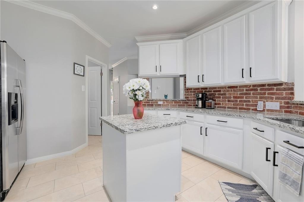 1705 Azalea Dr - Photo 8