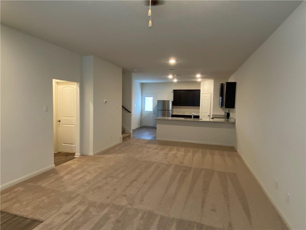 105 Brunswick Ln - Photo 4