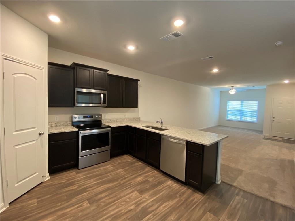 105 Brunswick Ln - Photo 5
