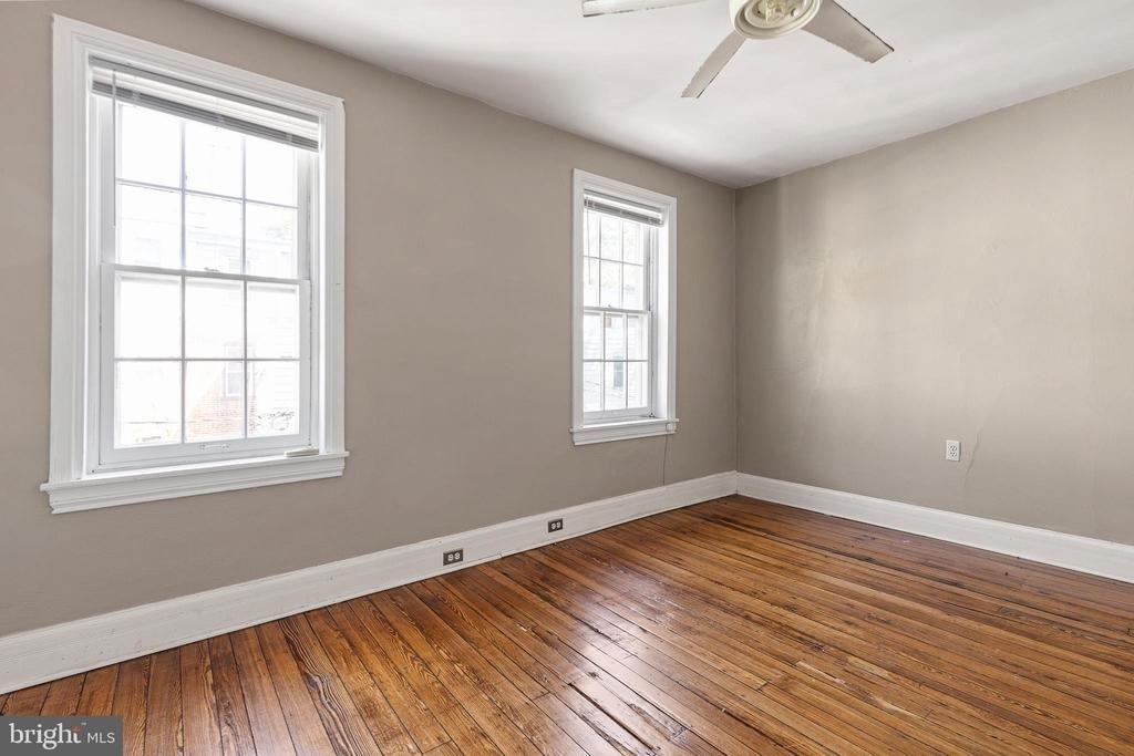 1010 Trenton Place - Photo 15