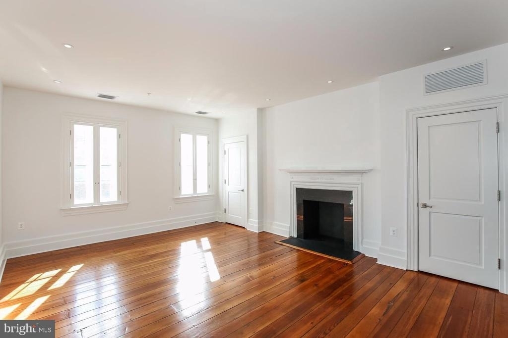 3009 M Street Nw - Photo 9