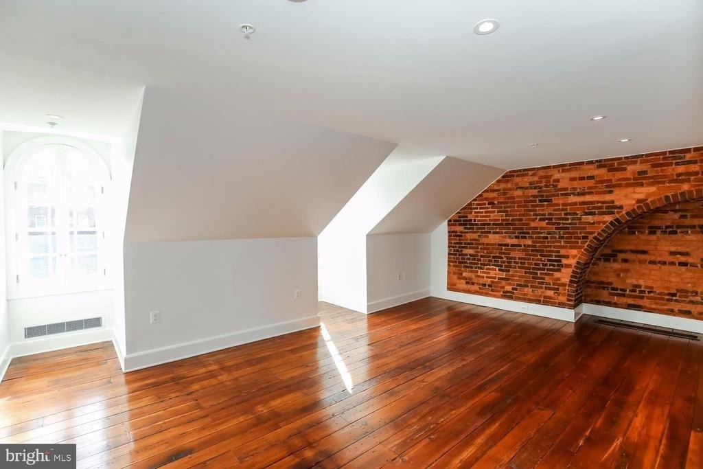 3009 M Street Nw - Photo 18