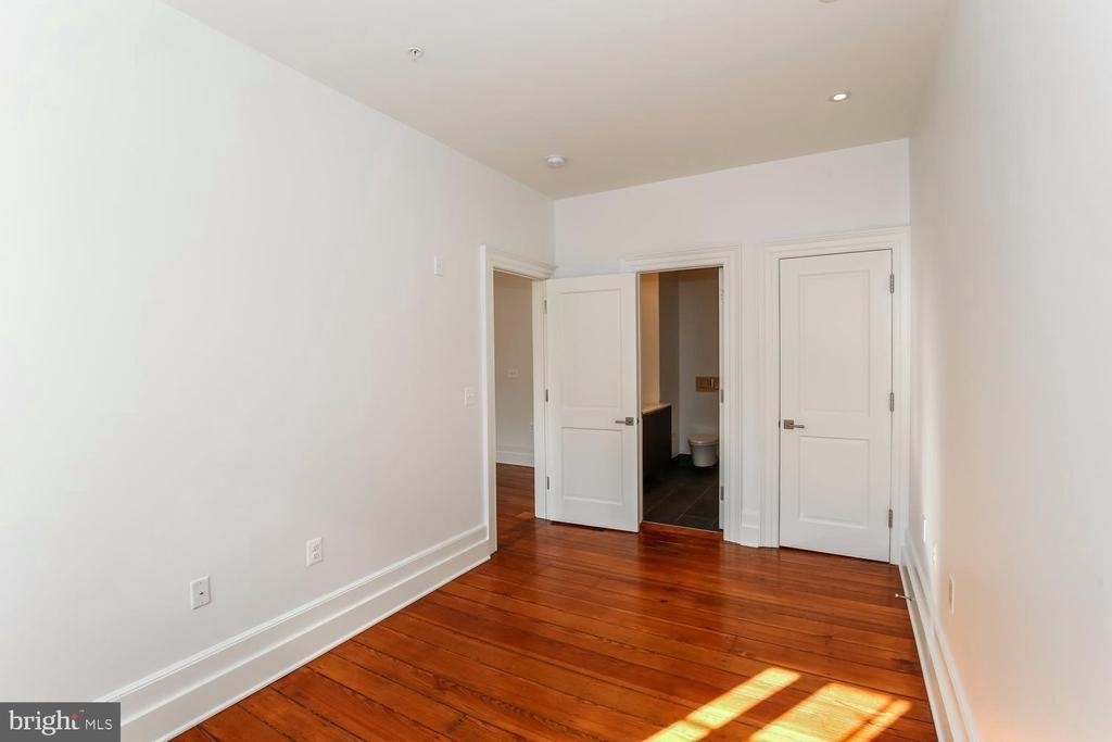 3009 M Street Nw - Photo 11