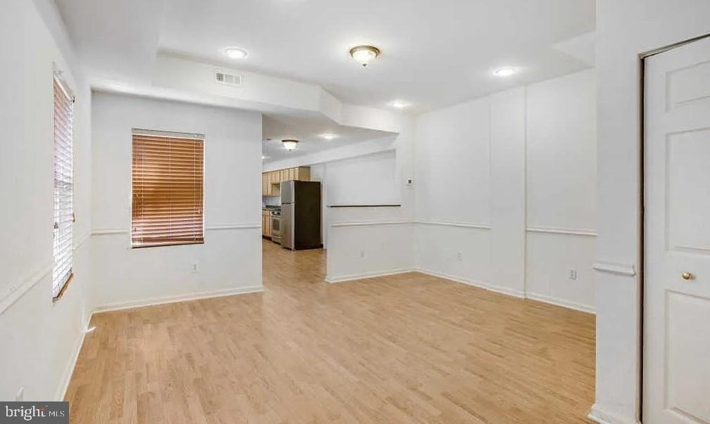 729 10th Street Ne - Photo 2