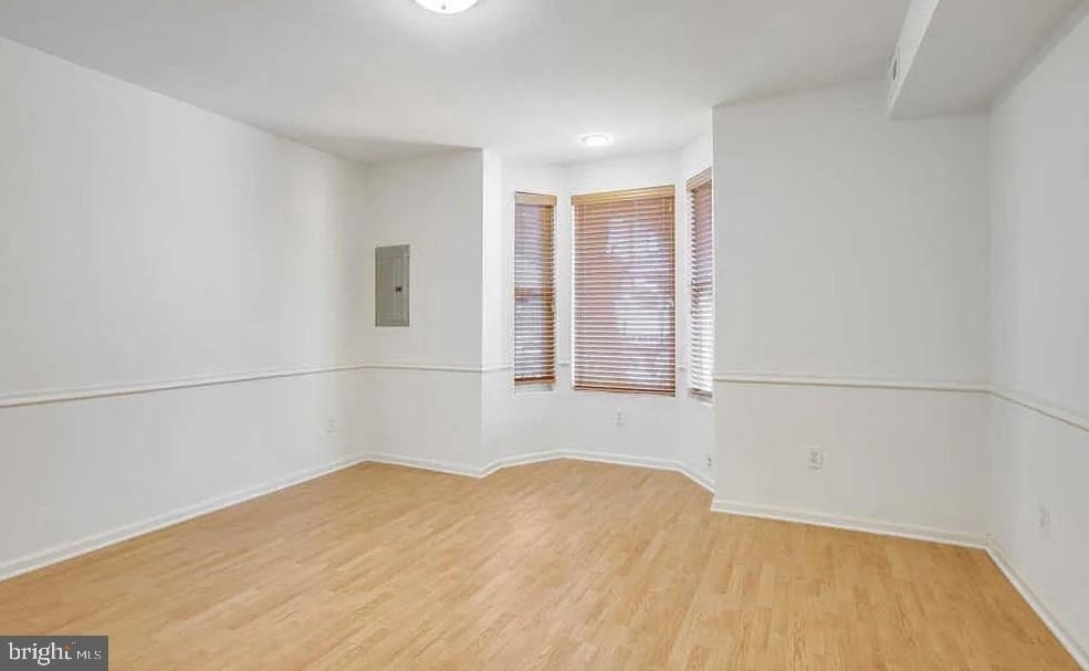 729 10th Street Ne - Photo 1