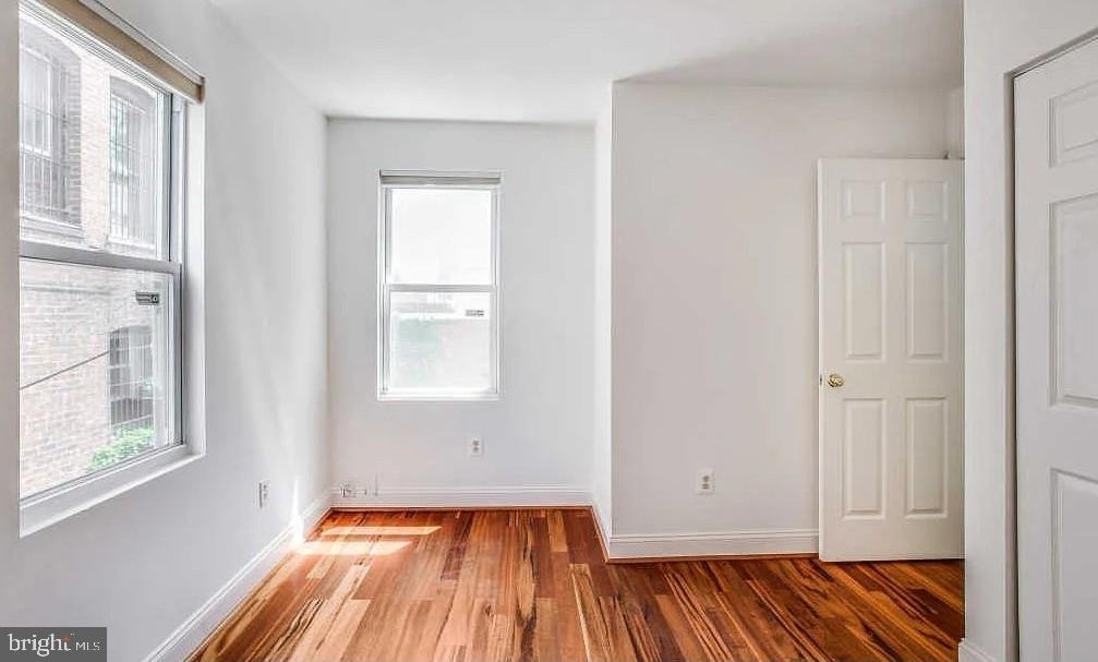729 10th Street Ne - Photo 10