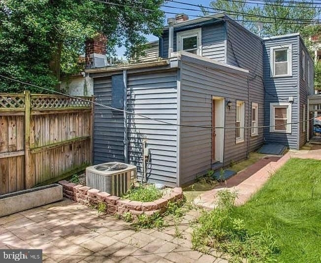 729 10th Street Ne - Photo 14