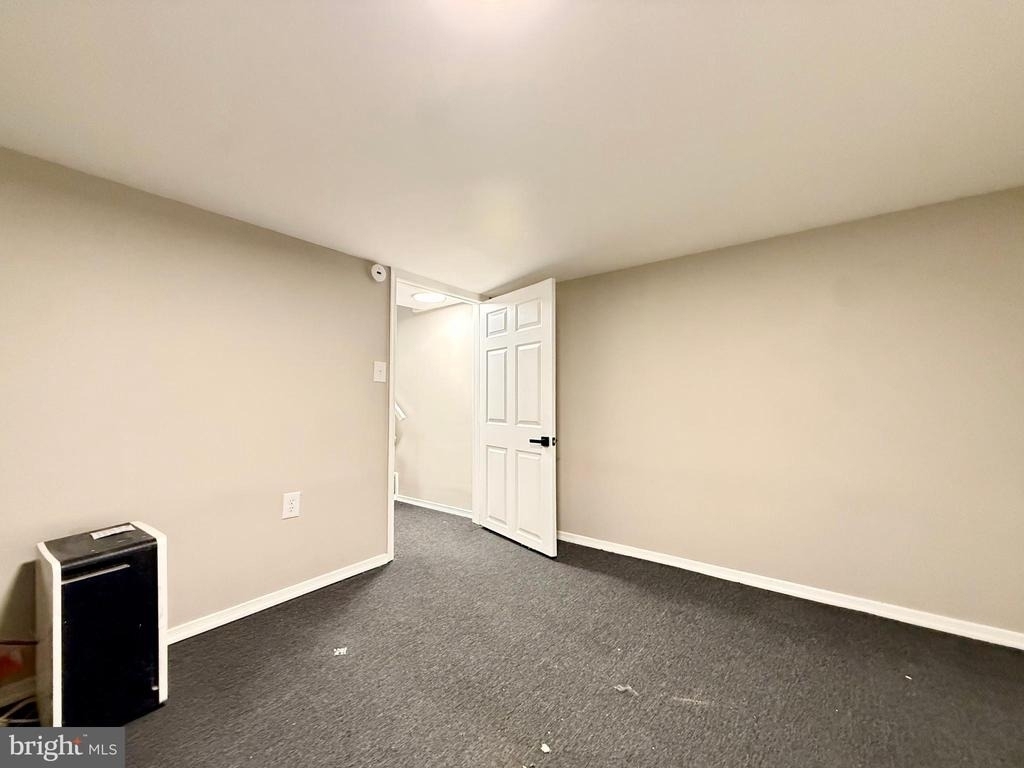 1004 Girard Street Nw - Photo 36