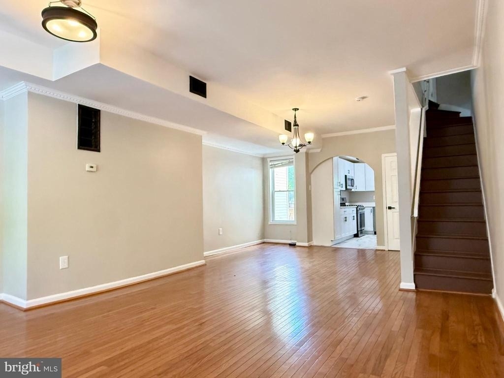 1004 Girard Street Nw - Photo 4