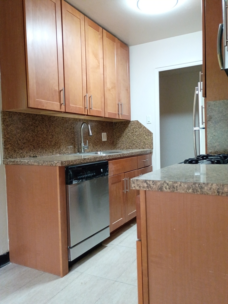 192street and crescent  - Photo 1