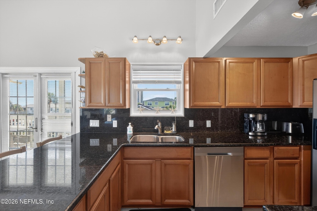 724 1st Street - Photo 12