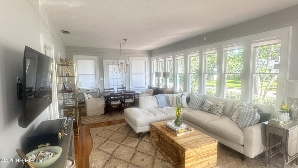 1332 Belvedere Avenue - Photo 17