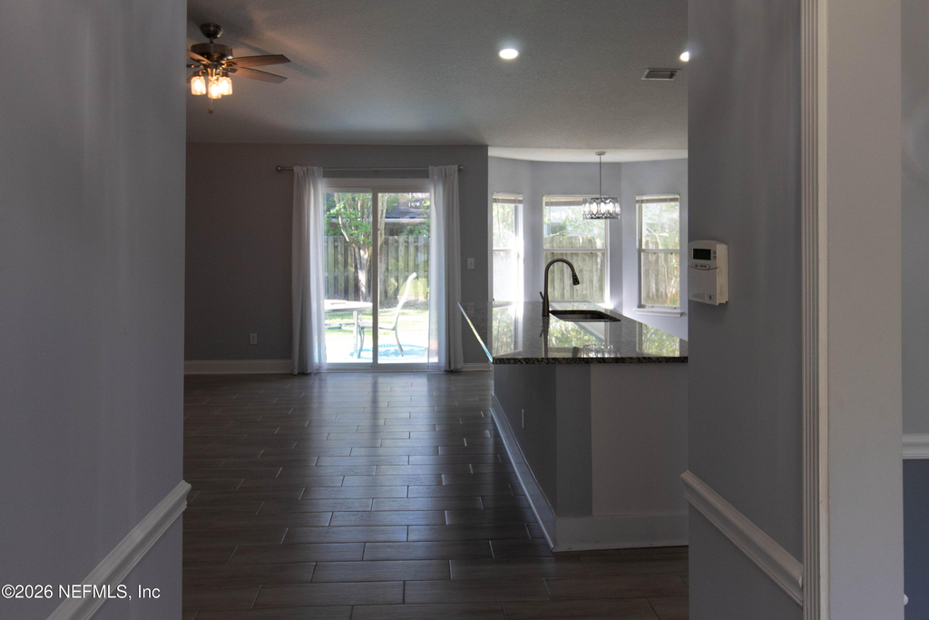 236 Clover Court - Photo 1