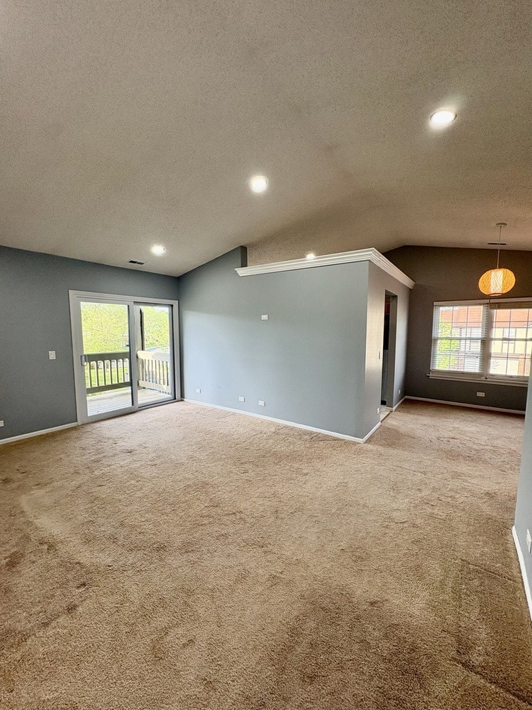 319 Deer Glen Way - Photo 6
