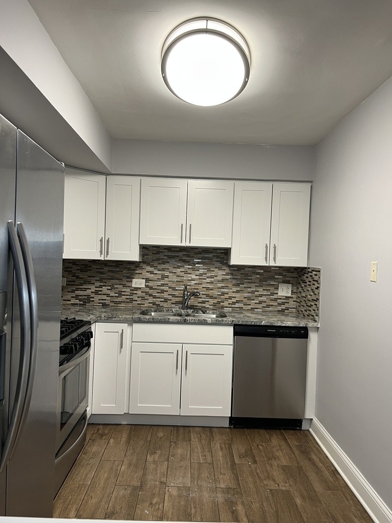 1220 Carol Street - Photo 4