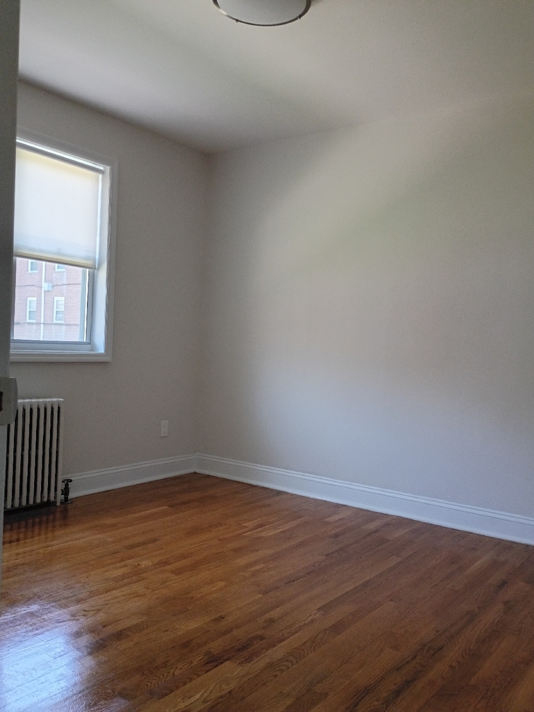 68st and Cloverdale ave - Photo 2