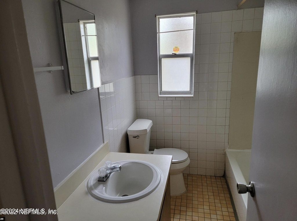 1443 Winnebago Avenue - Photo 5