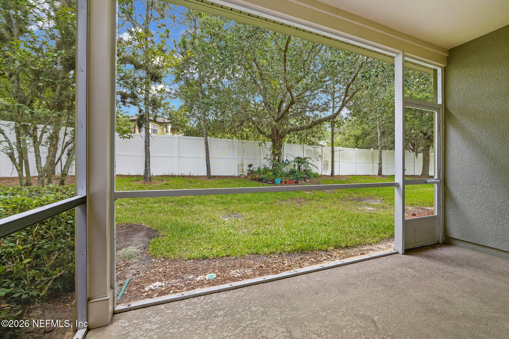 6791 Roundleaf Drive - Photo 3