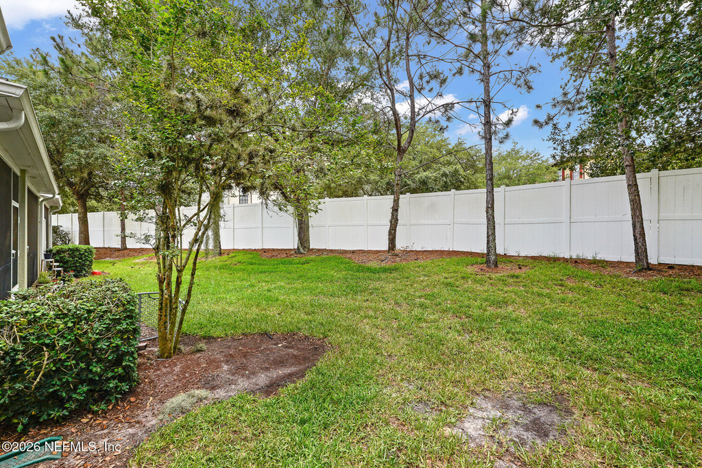 6791 Roundleaf Drive - Photo 5