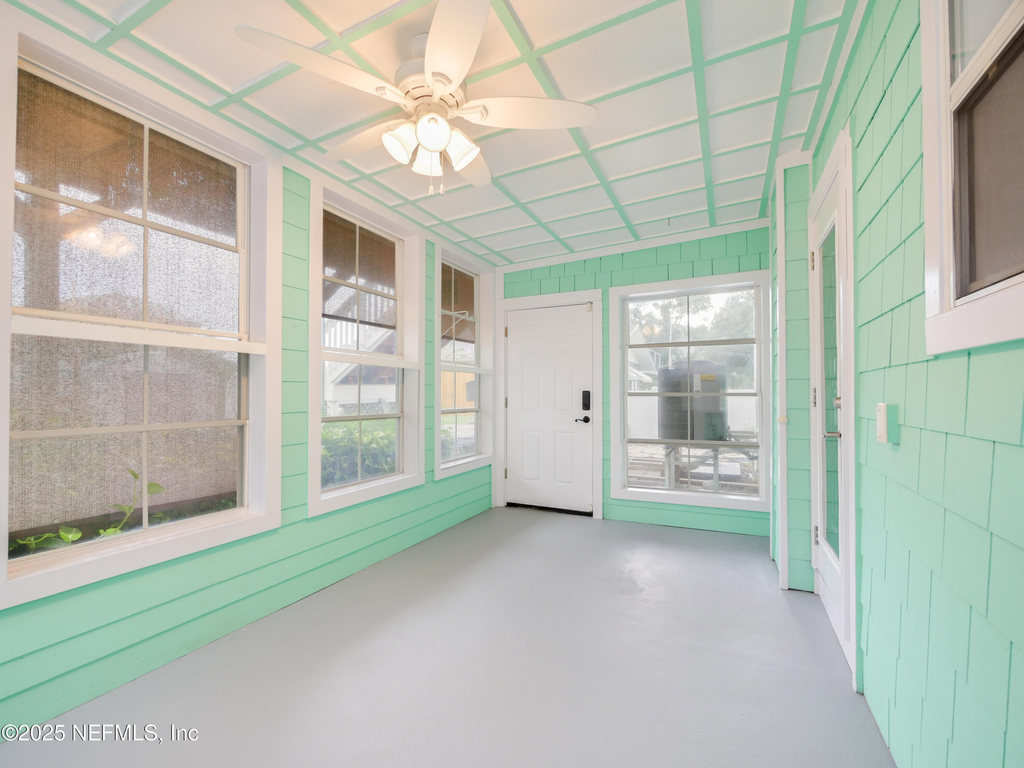 6472 Putnam Street - Photo 24