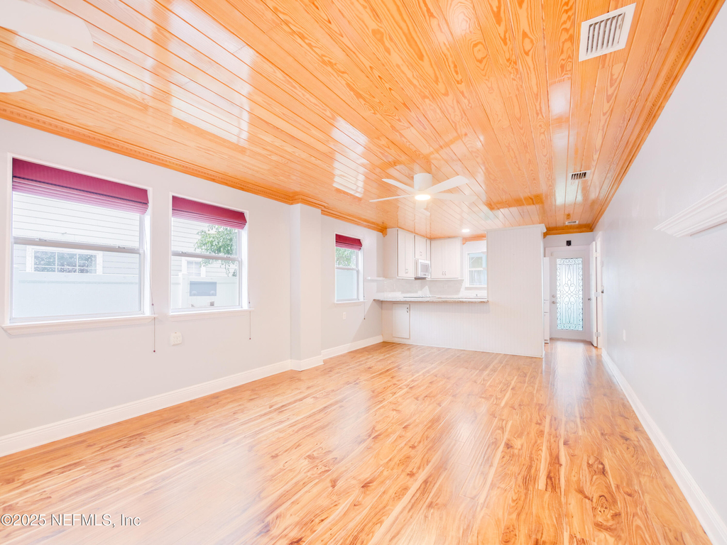 6472 Putnam Street - Photo 2