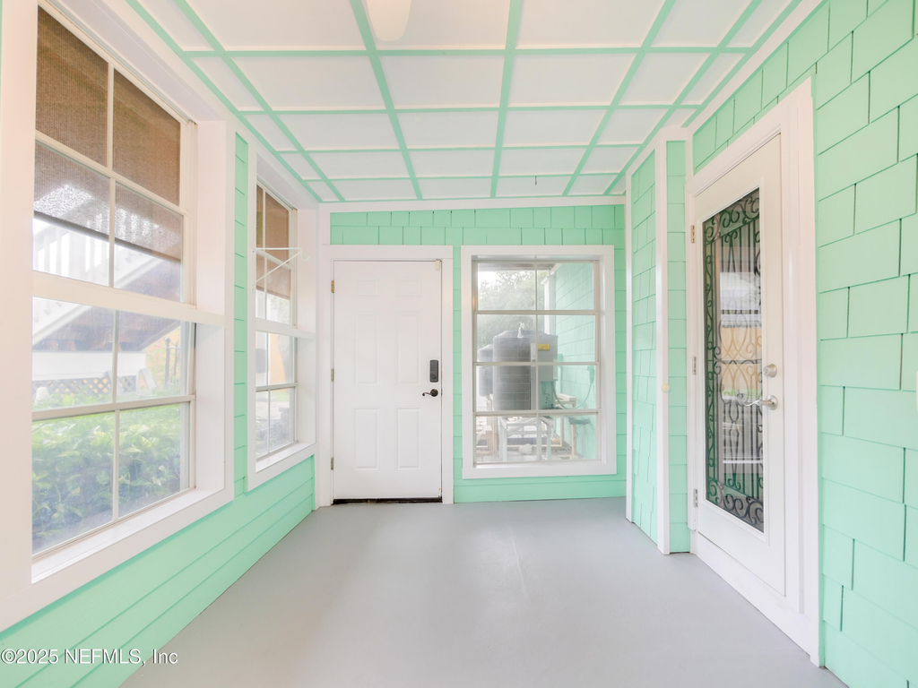 6472 Putnam Street - Photo 23