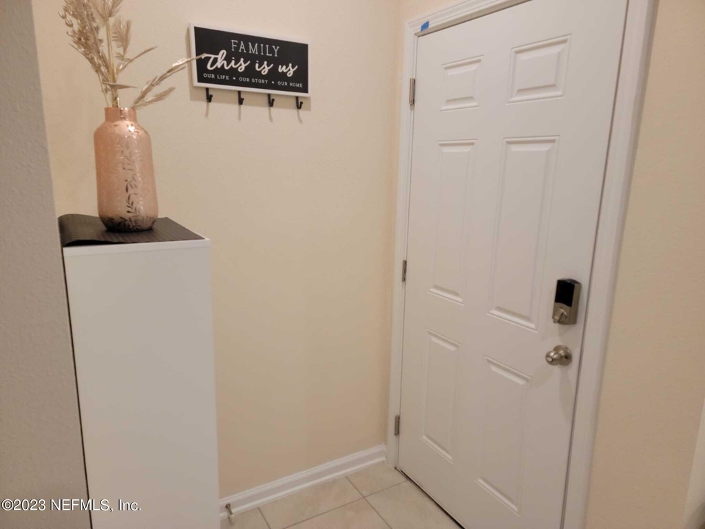450 Coastline Way - Photo 2