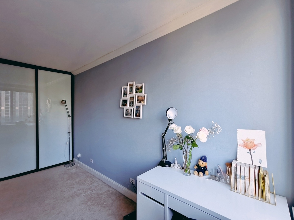 211 E Ohio Street - Photo 5