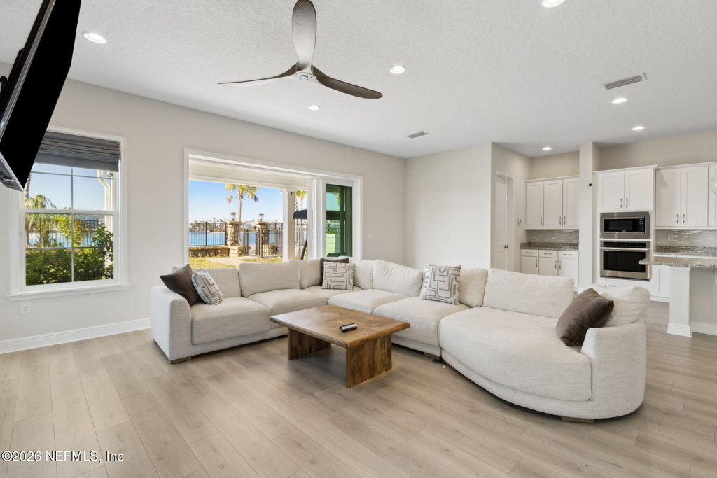 401 Marquesa Cir Circle - Photo 10