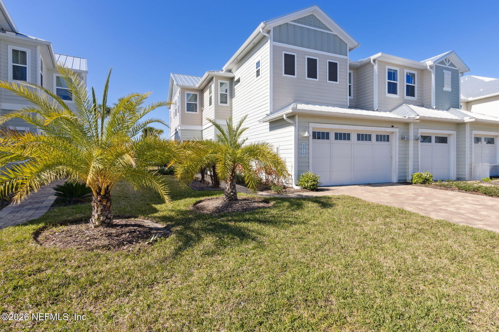 401 Marquesa Cir Circle - Photo 0